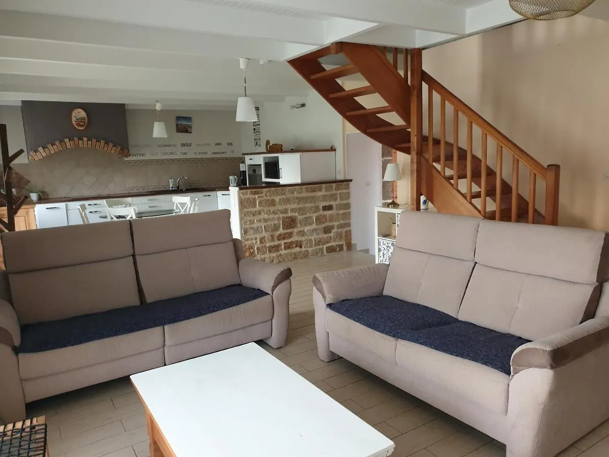 فيلا Maison De Campagne Spacieuse Ploudalmézeau فرنسا
